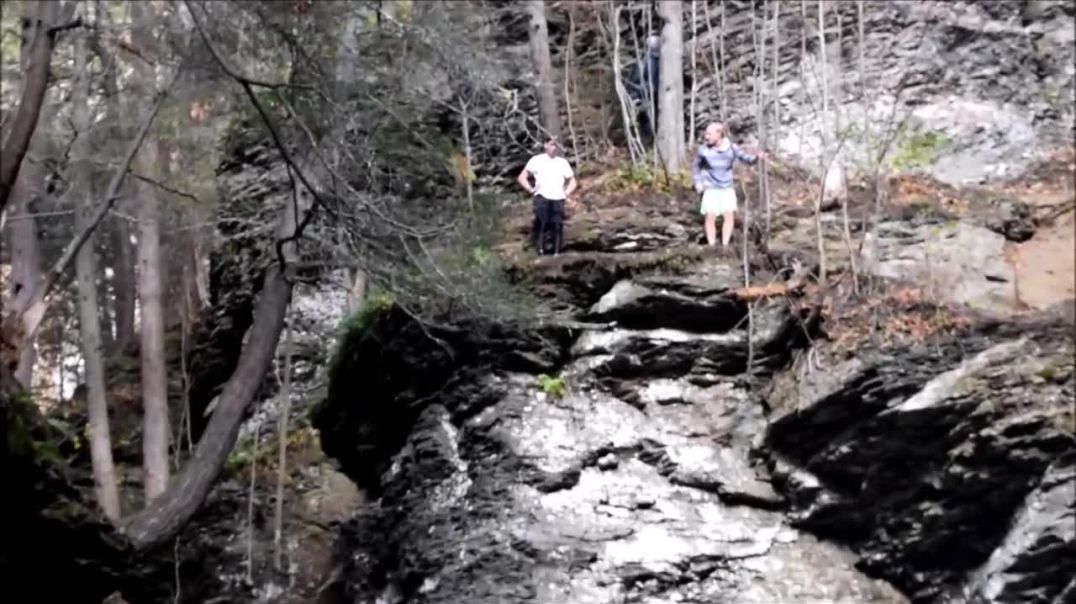 EXTREME-CLIFF-JUMPING-_-Pennsylvania