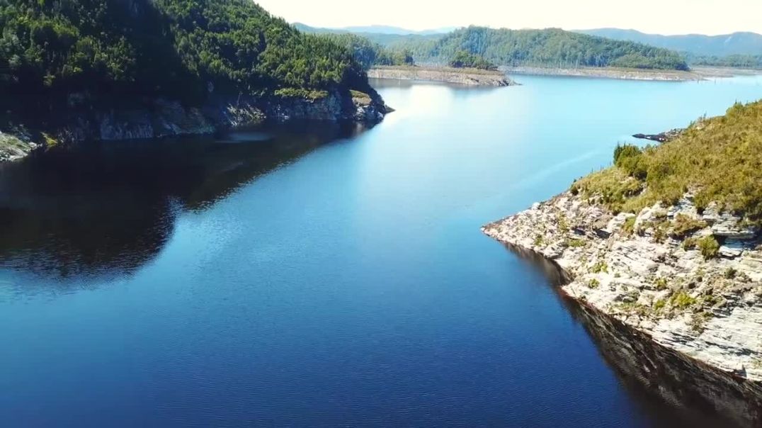 Gordon-Dam-Tasmania-Australia