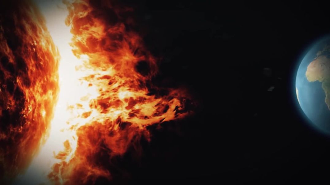 NASA-Discovers-MASSIVE-75000-Mile-Hole-in-The-SUN