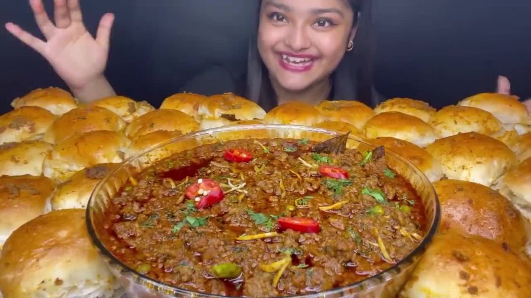 SPICY MUTTON KHEEMA PAV EATING CHALLENGE🌶 30 PAV WITH MUTTON KEEMA EATING CHALLENGE _FOOD CHALLENGE