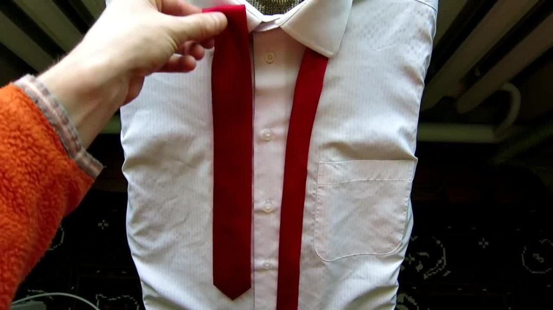 How to tie a tie - Tulip necktie knot tutorial