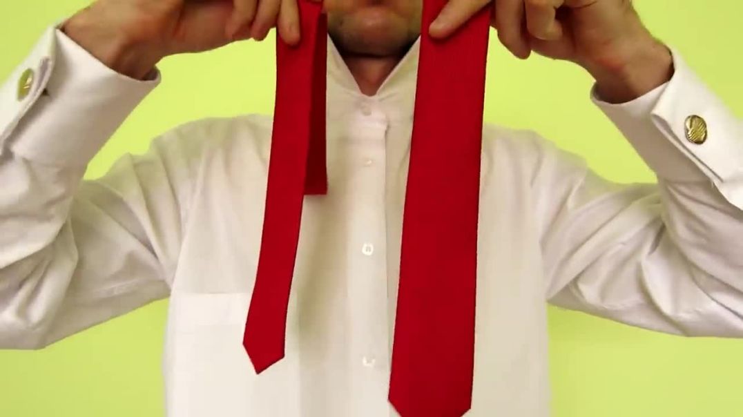 How to tie a tie EASY WAY (Slowly &amp;amp; Mirrored) Windsor knot