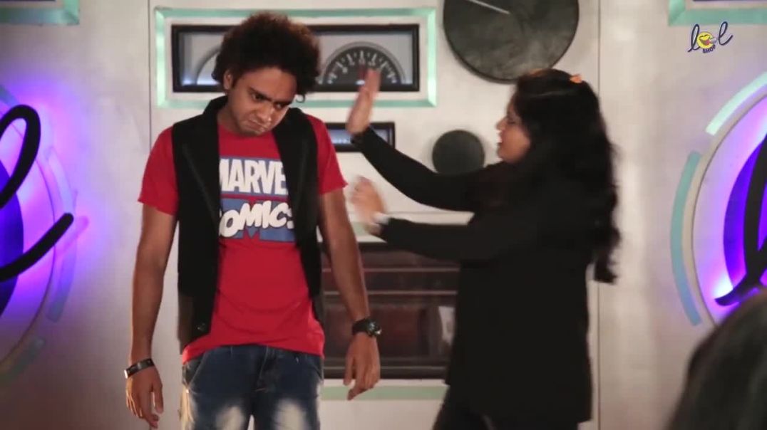 Kangana Taking Audition of Ajay Devgan