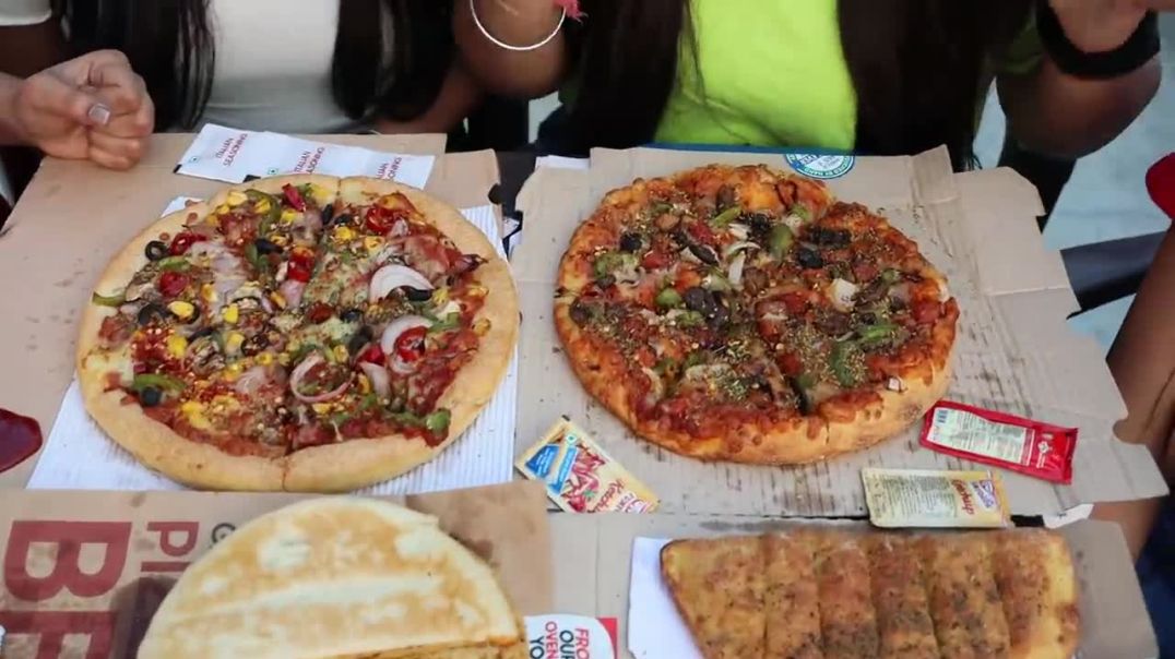 Domino's VS Pizza Hut Pizza and Garlic Bread Challenge Food Challenge