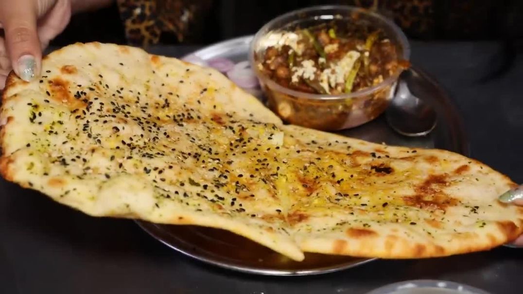 Chur Chur Naan, Amritsari Chole, Masala Dosa and Mirchi Vada Pav Eating Challenge Food Challenge