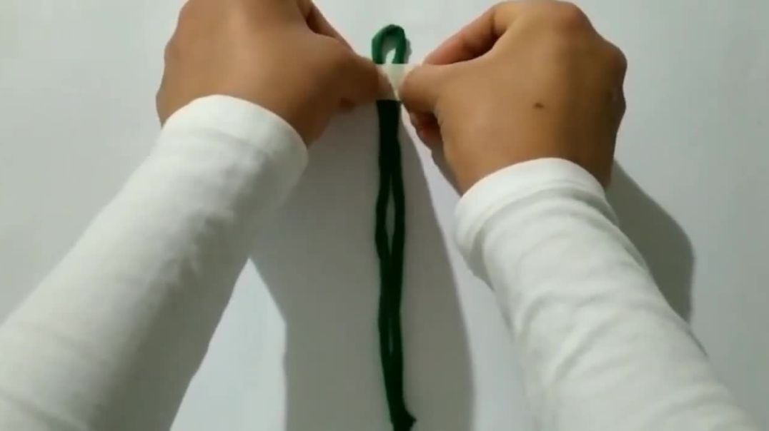 ⁣Makrome Tüy Yaprak Yapımı _ DIY Makrome Anahtarlık Yapımı