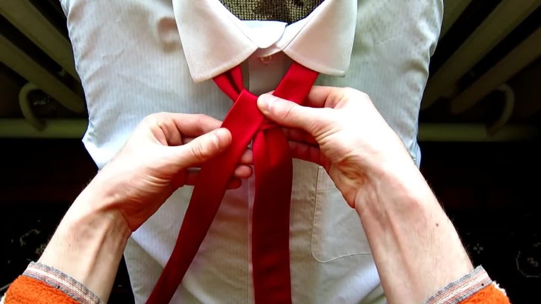 How to tie a tie - Deivao Twist necktie knot instruction