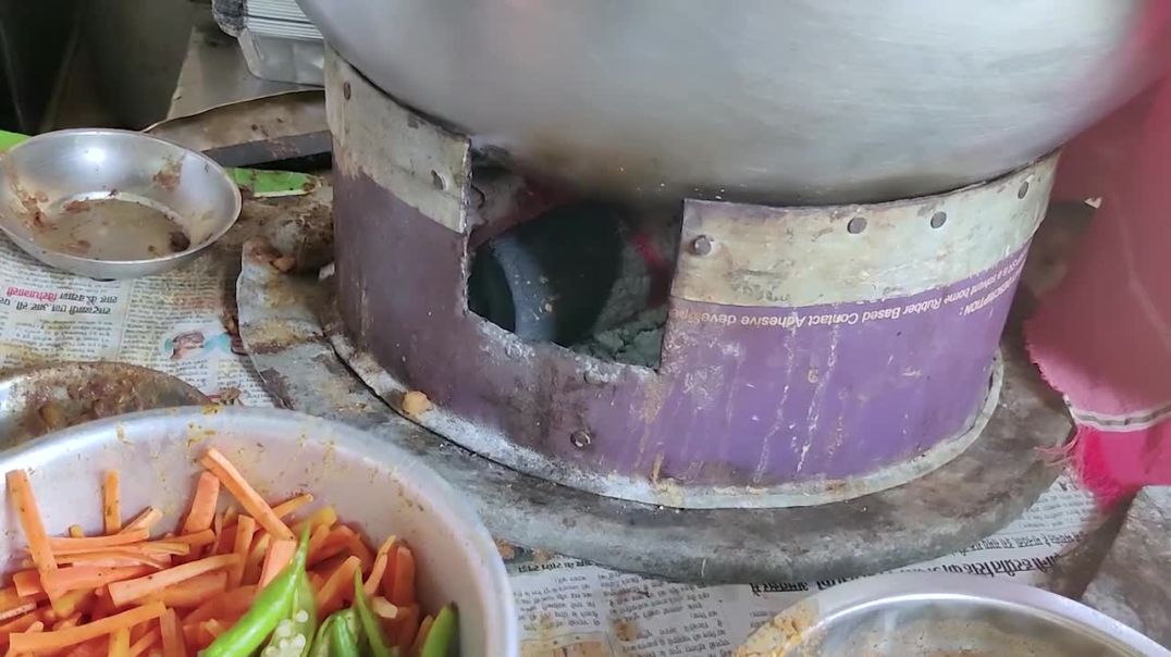 ⁣Rawalpindi Chole Kulche _ Pakistan Street Food In India _ 95 Years Old Recipe