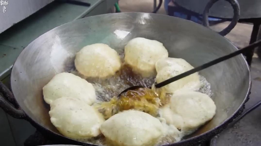 Sirf Rs 49 _ Highest Selling Punjabi Chole Bhature _ Street Food India