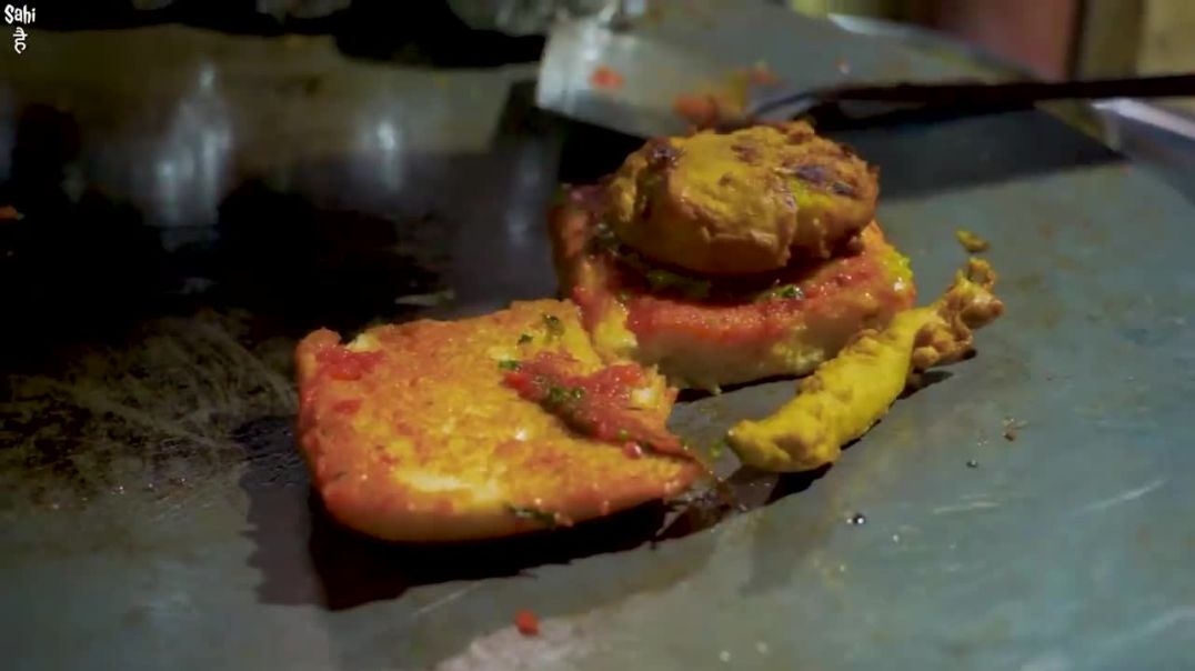 DEAF  MUTE Chef ka SUPERHIT Punjabi Tawa Burger _ Street Food India