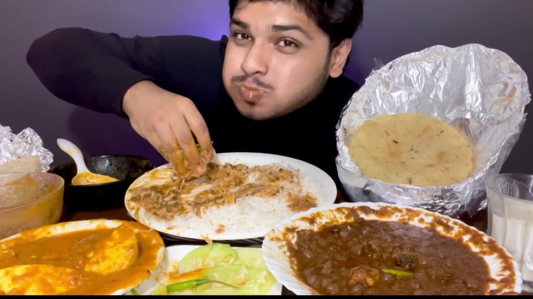 SPICY   CHOLE MASALA BHATURE WITH SHAHI PANEER + DAL MAKHANI AND RAJMA CHAWAL EATING   MUKBANG