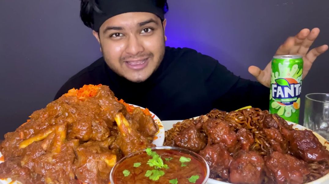 SPICY  MUTTON CURRY WITH SCHEZWAN FRIED RICE + BLACKBEAN NOODES , CHICKEN LOLLIPOP   EATING SHOW