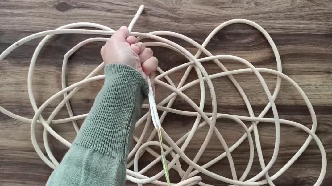 ELEKTRİK KABLOLARINDAN SÜPER GERİ DÖNÜŞÜM FİKİRLERİ