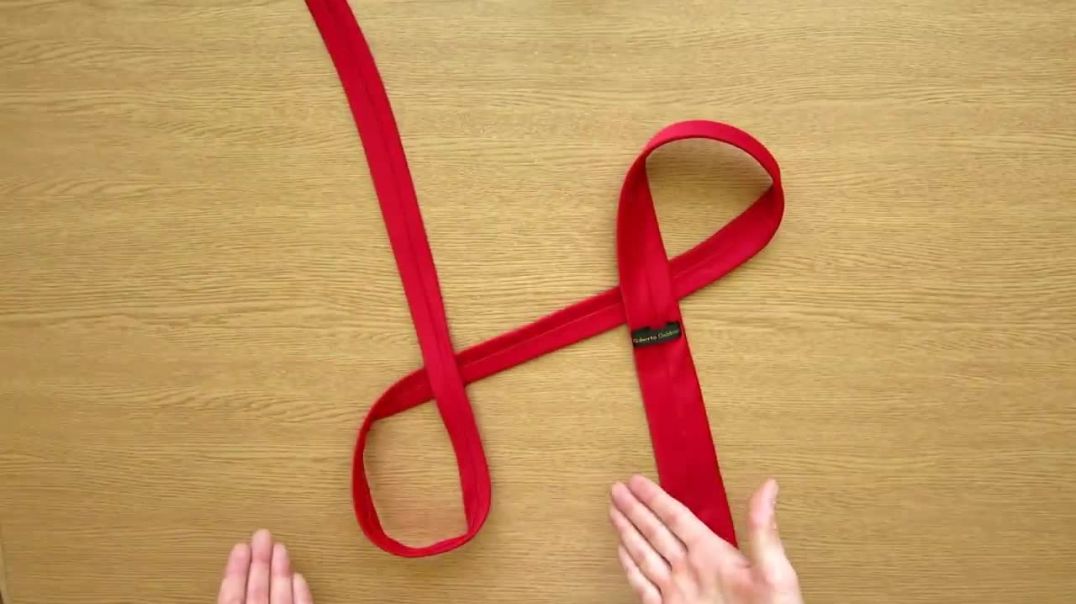 How to tie a tie in 10 seconds - 3 ways