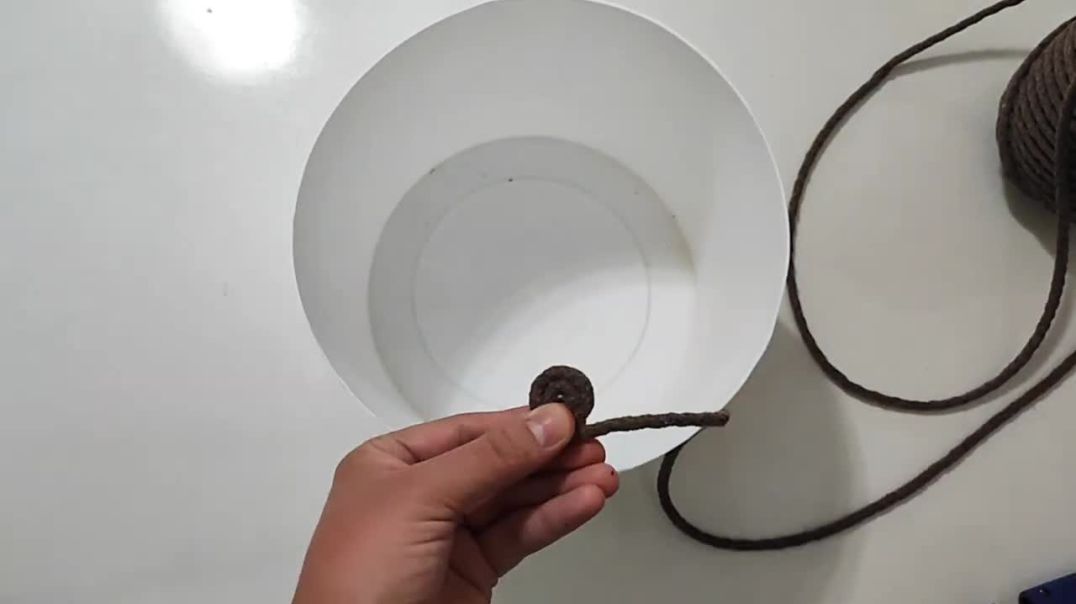 ⁣PLASTİK KOVA VE KAYDIRMAZ BANYO PASPASI İLE YAPILABİLECEK HARİKA FİKİR - RECYCLE