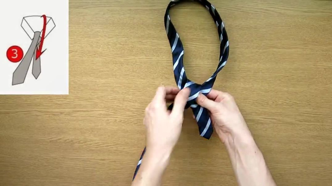How to Tie a Tie on table - FULL (Double) WINDSOR knot