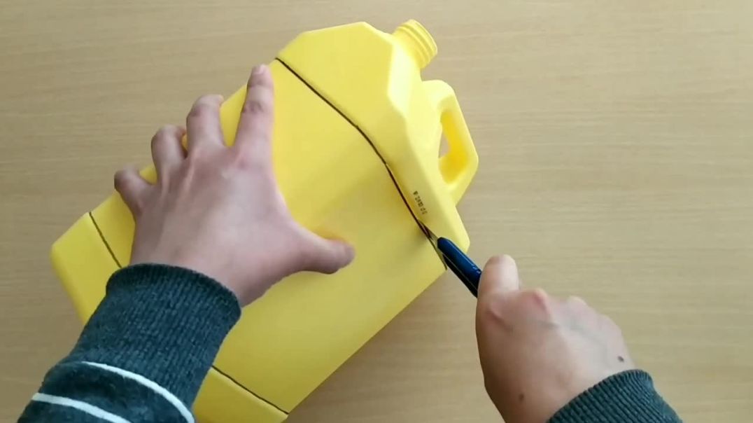 ⁣PLASTİK DETERJAN BİDONLARI İLE YAPILABİLECEK HARİKA BİR FİKİR #plasticbottlecraft