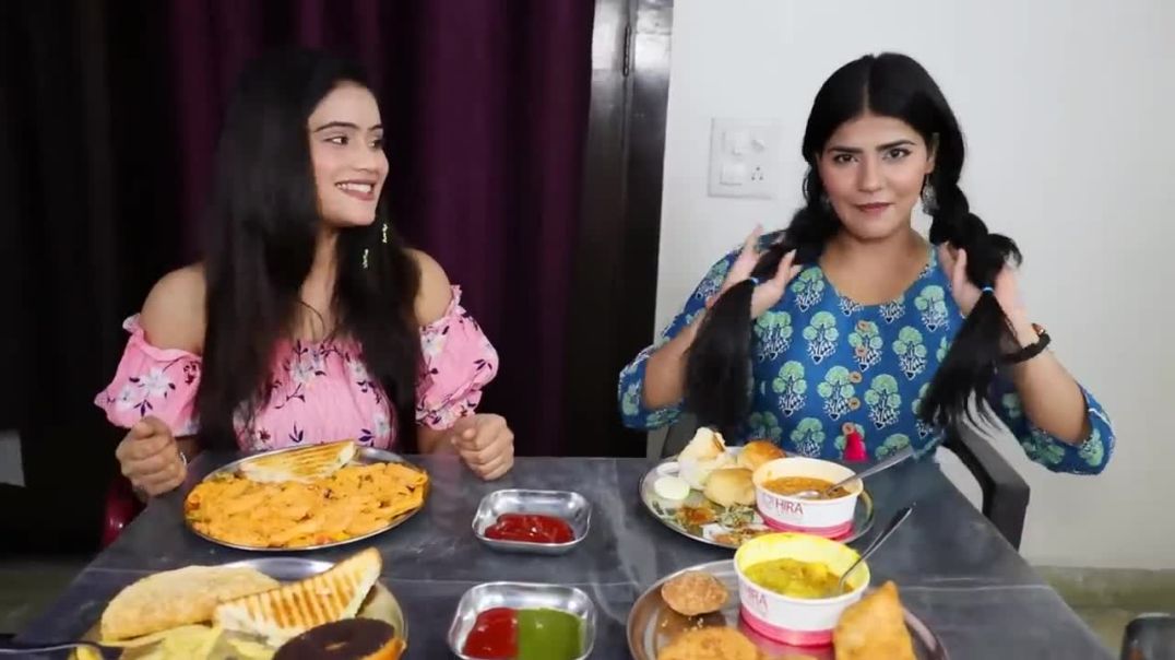 Desi Vs VIdesi Food Challenge Puri Sabji, Pav Bhaji, Tikki Chaat, Pasta, Samosa etc