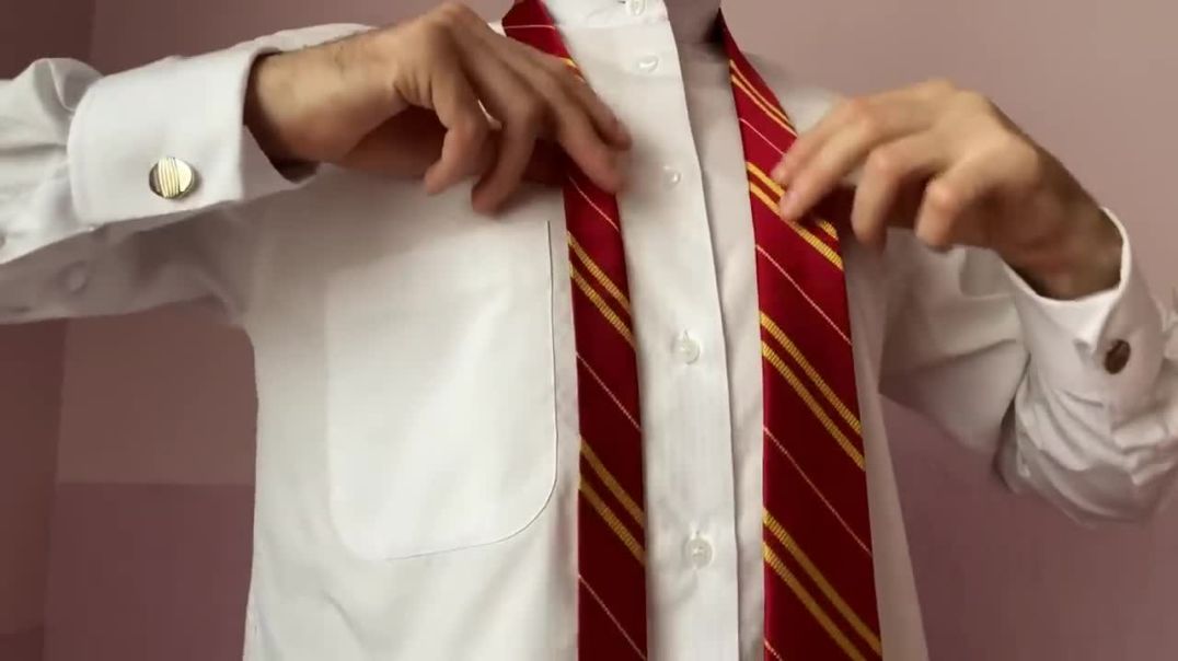How to tie a tie for School (Easy)