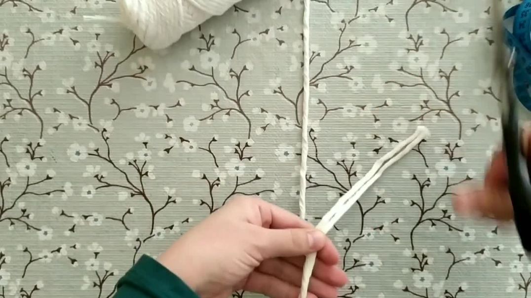 ⁣Makrome Gökkuşağı Anahtarlık Yapımı _ Macrame Rainbow Keychain