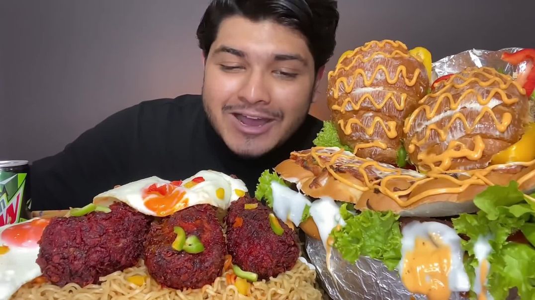 HOT  KURKURE CHICKEN + KOKA NOODLES WITH MUTTON LONGER AND CHICKEN CROISSANTS   MUKBANG  EATING SHOW