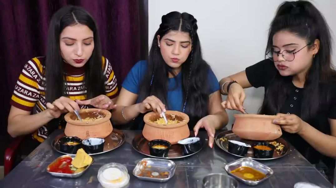 Handi Dum Biryani Eating Challenge Samosa, Bread Pakora, Pyaj Kachodi Challenge Food Challenge