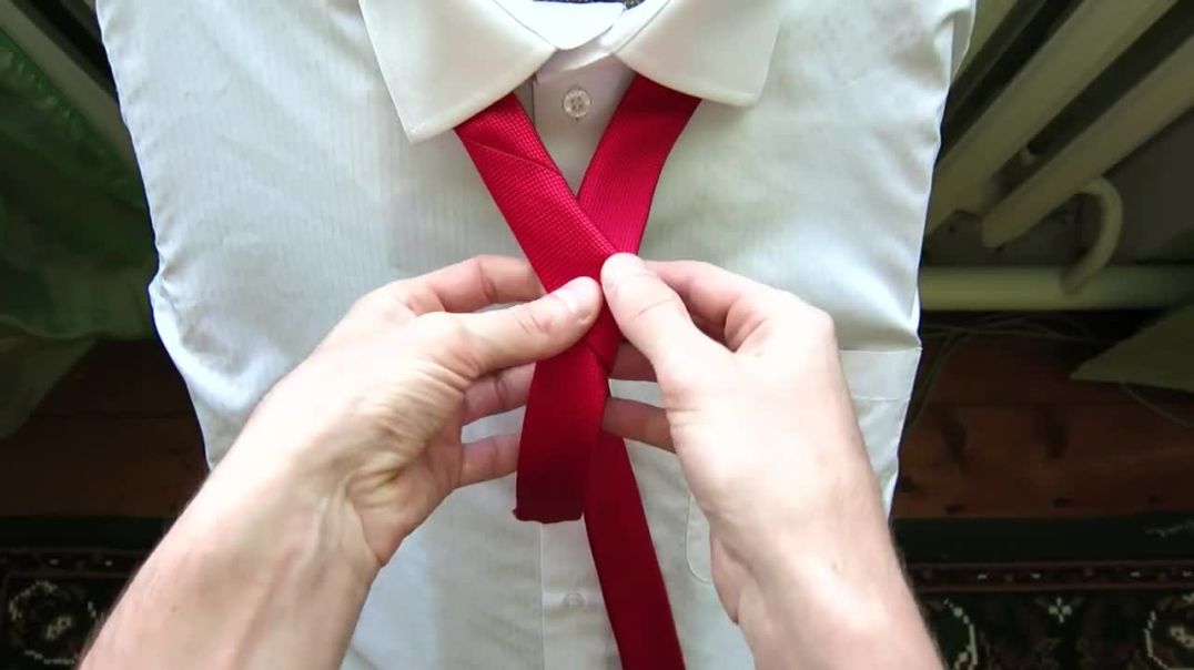 How to tie a tie - Trajano knot for your necktie