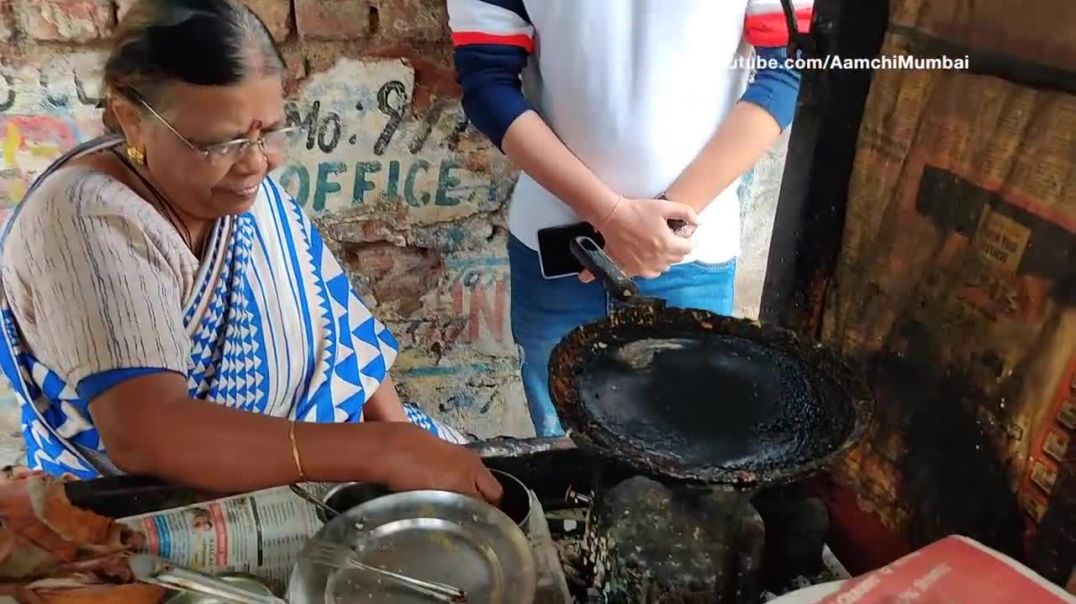 61-Year-Old Lady selling 4 Dosas for just Rs 10 _ Indian Street Food Story