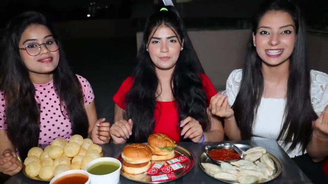 Golgappa, Momos and Burger Finished in 10 Seconds Eating Challenge Food Challenge