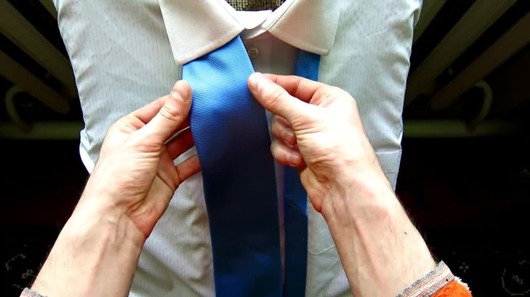 How to tie a tie - Fishbone necktie knot step by step tutorial