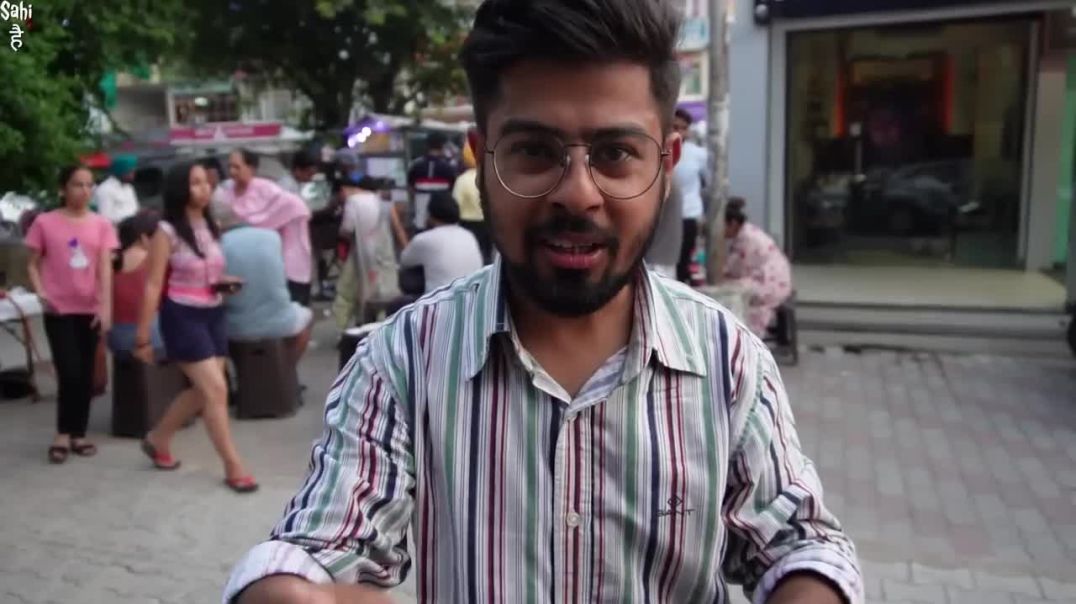 Poonam Didi Golgappa Queen Of Punjab _ Street Food India
