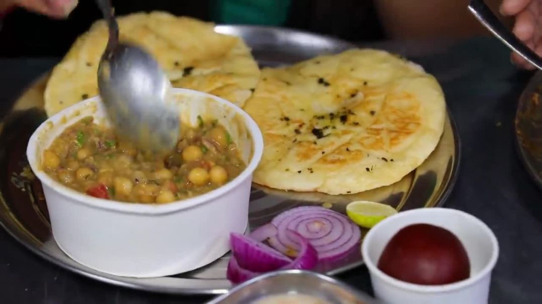 Chole Bhature, Aloo Tikki, Chole Kulcha, Dahi Bhalla, Pav Bhaji and Samosa Chaat Eating Challenge