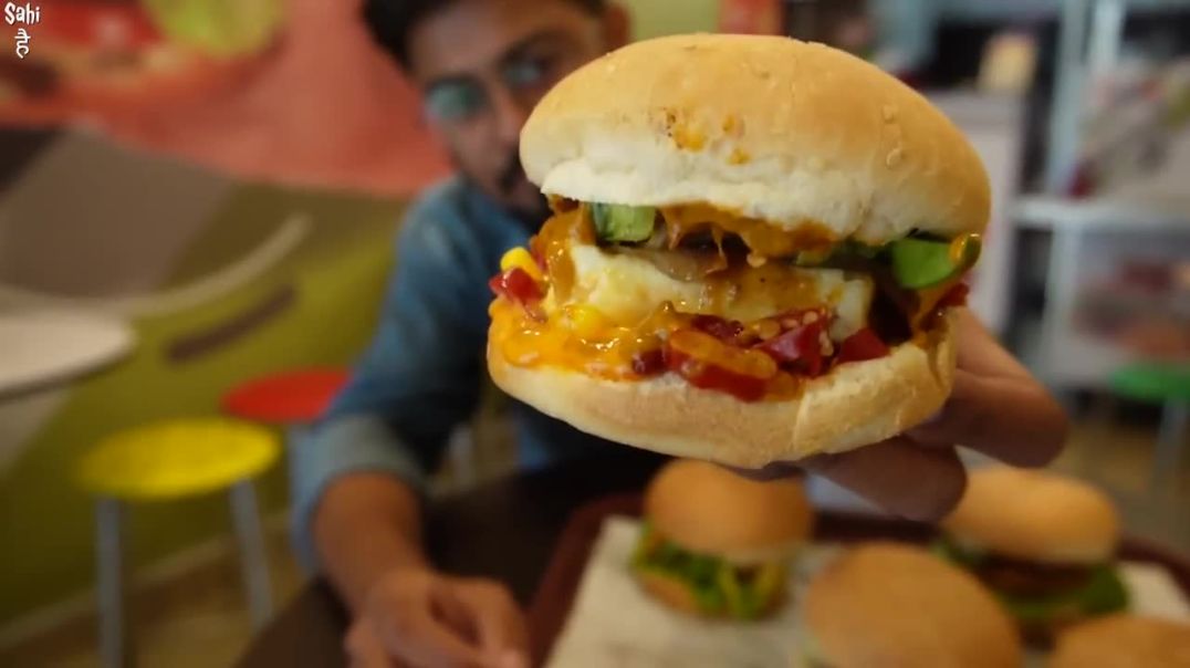⁣Sardarji Ka Pro Branded Burger _ Street Food India _ Big Brand Fail