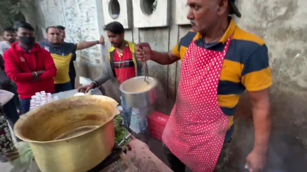 The Circus Chaiwala of Surat _ Indian Street Food