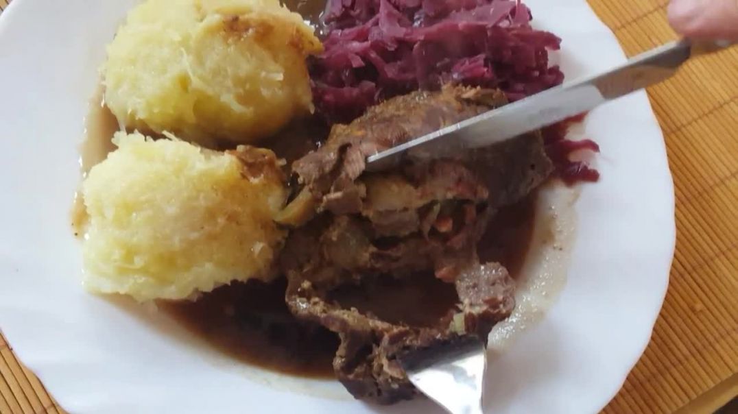 The Most Popular German Food For Christmas