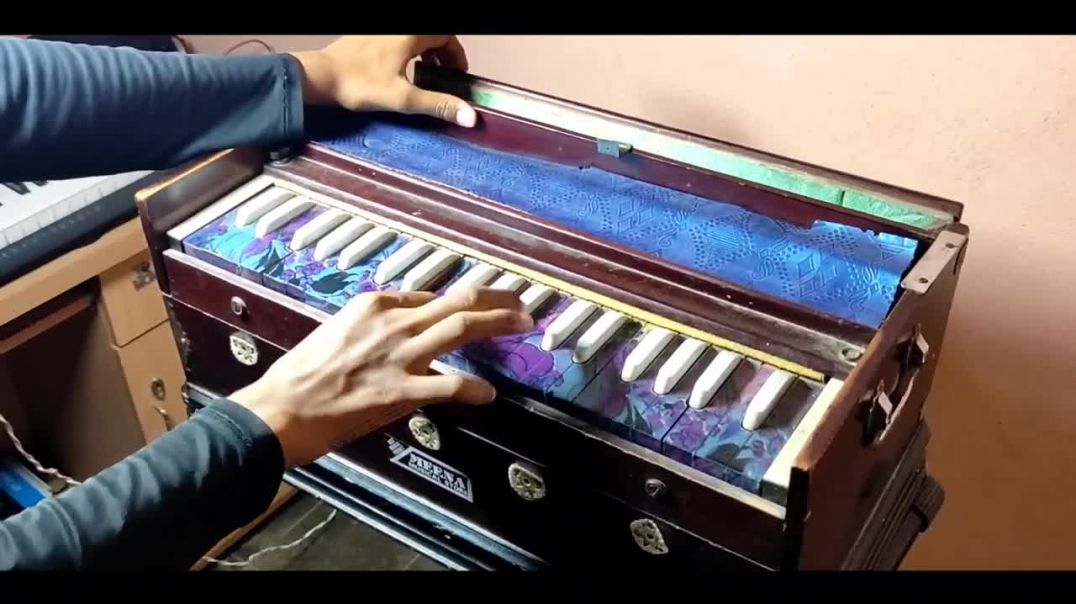 ⁣Udja Kale Kawa Mere - इस प्रकार के Harmonium पर सीखे Easy Harmonium Tutorial एक बार जरूर देखें !