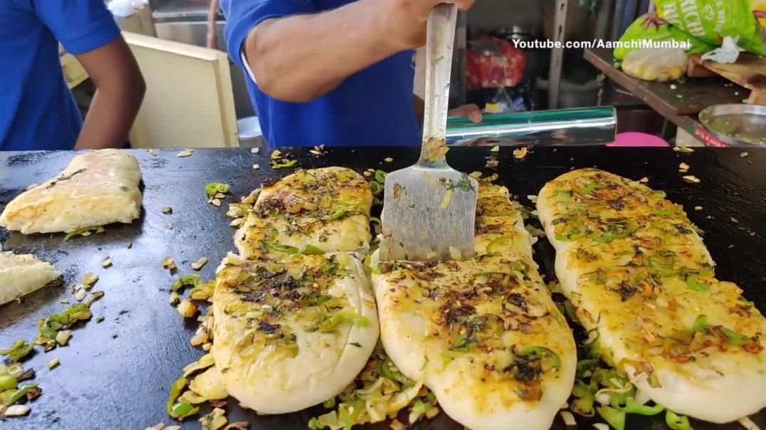 ⁣Rajkot Special Masala Kulcha _ Cheese Garlic Kulcha _ Indian Street Food
