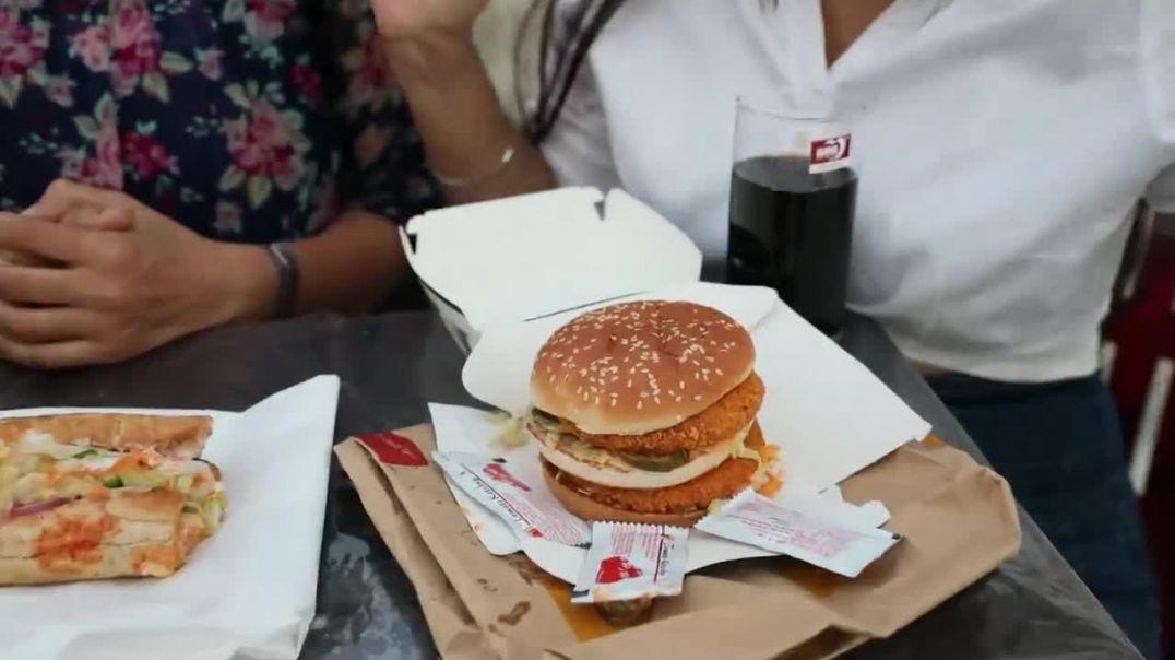 ⁣Mc Maharaja Burger, Burger King Whopper, Hara Bhara Kabab Eating Challenge Food Challenge