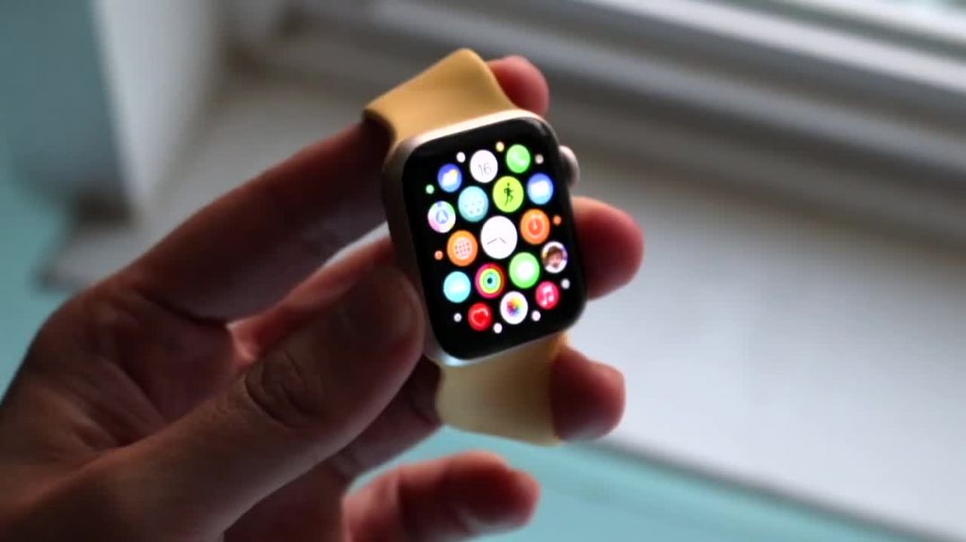 Apple Watch SE 2 Vs Apple Watch SE! (Comparison) (Review)