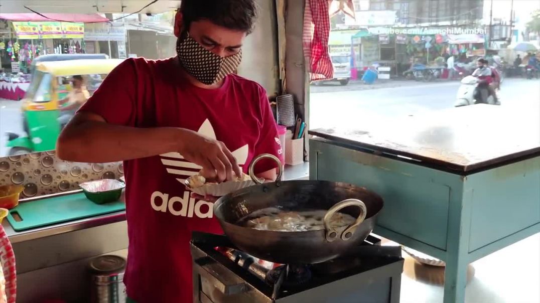 India First Momo Pizza _ Man Selling Momo Pizza on Van _ Indian Street Food