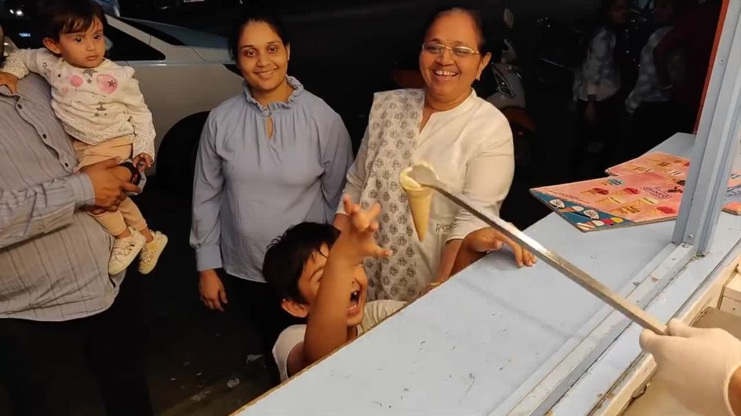 ⁣TURKISH Ice Cream Man in INDIA _ Pranking Customer with Amazing Tricks _ Indian Street Food