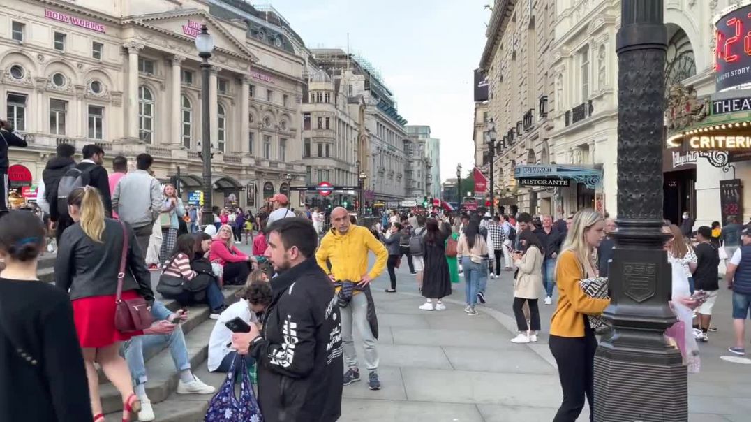 Luxury London Walk In Upmarket Mayfair, Relaxing Saturday Walk, Bond Street, Regent Street [4k Hdr]