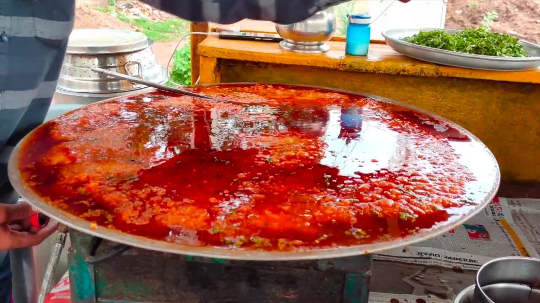 ⁣India Cheapest Pav Bhaji _ Rs 10 Half Plate, Rs 25 Full Plate _ Indian Street Food