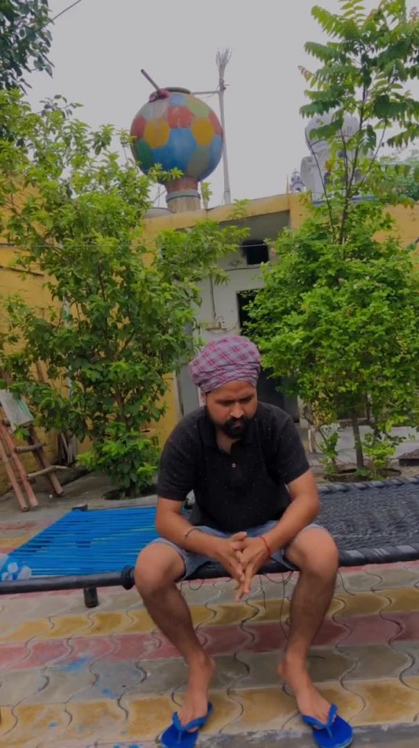 Tu eh Khe Tu Hoor Pari lagdi aa