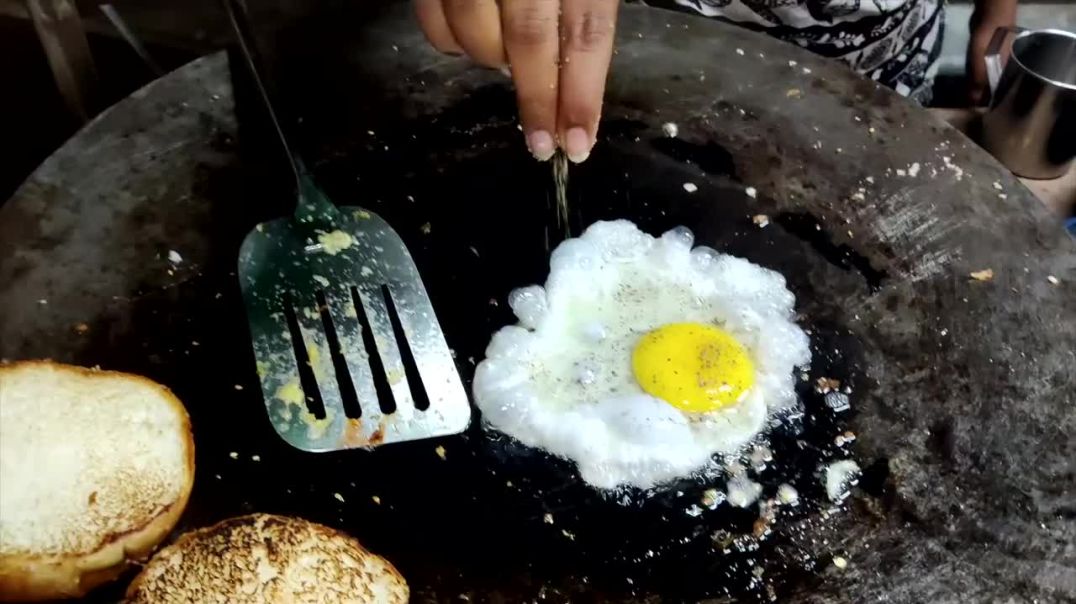Indian Lady Selling Big Egg Burger _ Indian Street Food