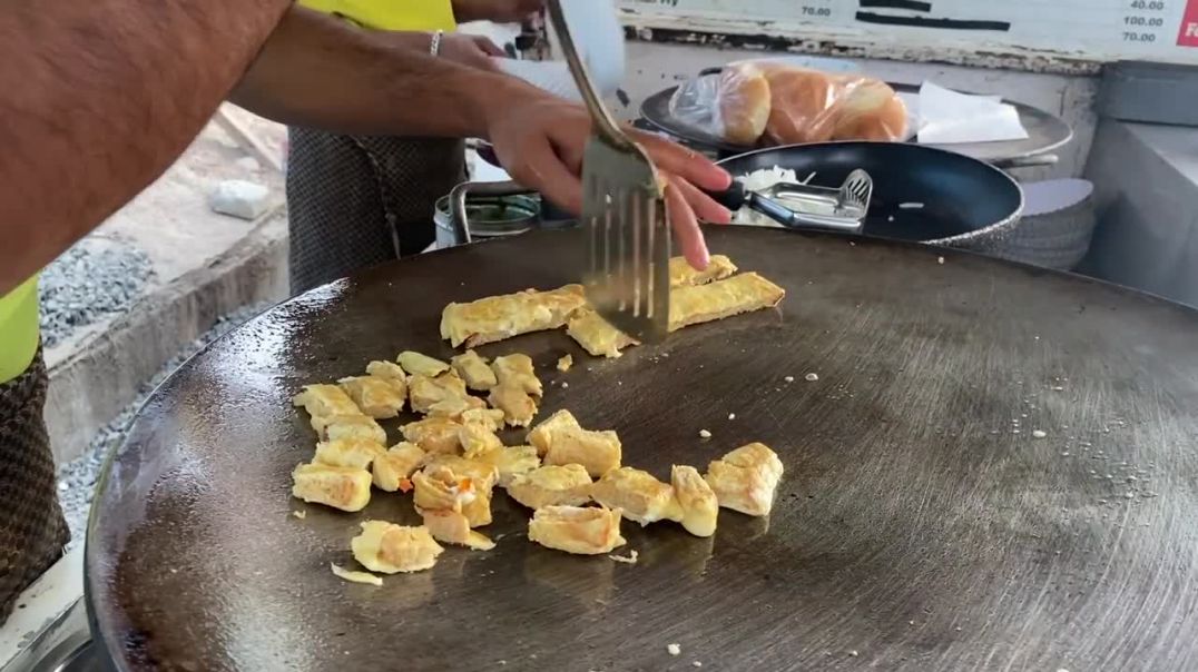 Man Selling Omelet From His Van _ Indore Style Bread Omelet _ Indian Street Food