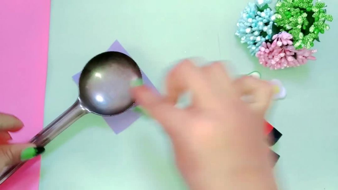 DIY Glitter Lipstick __ Homemade glitter lipstick __ How to make glitter lipstick __
