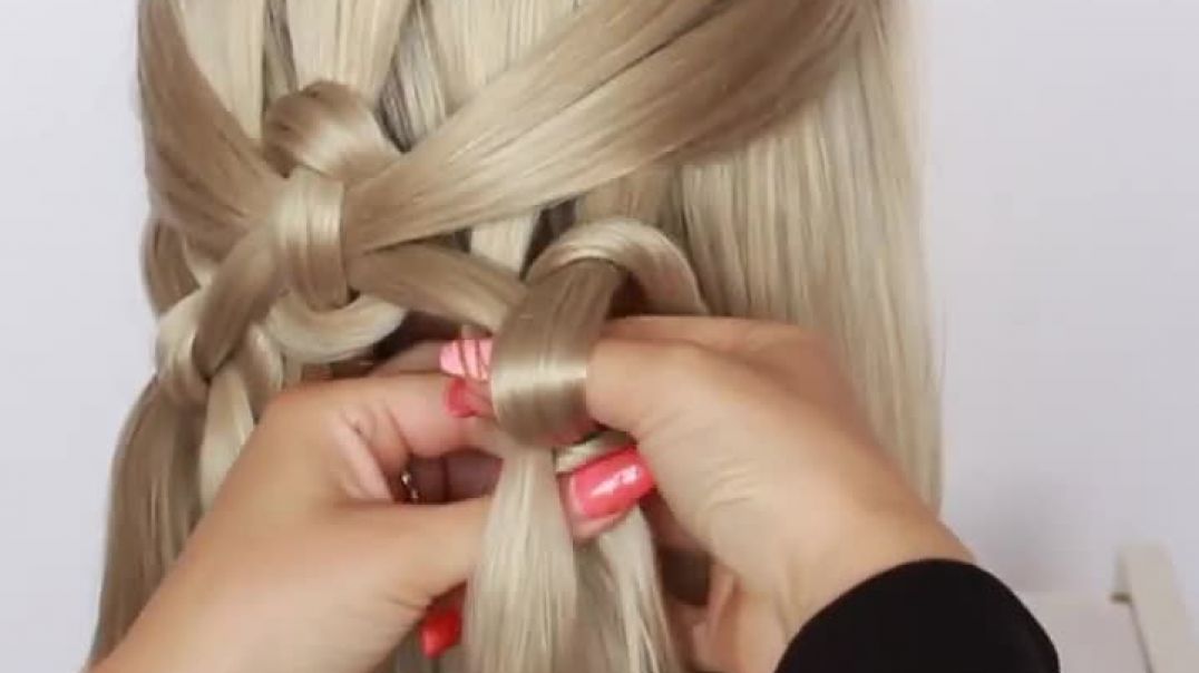⁣NEW Easy Button Knot Hairstyle  SIMPLE HAIRSTYLES FOR EVERYDAY - Hair Tutorials