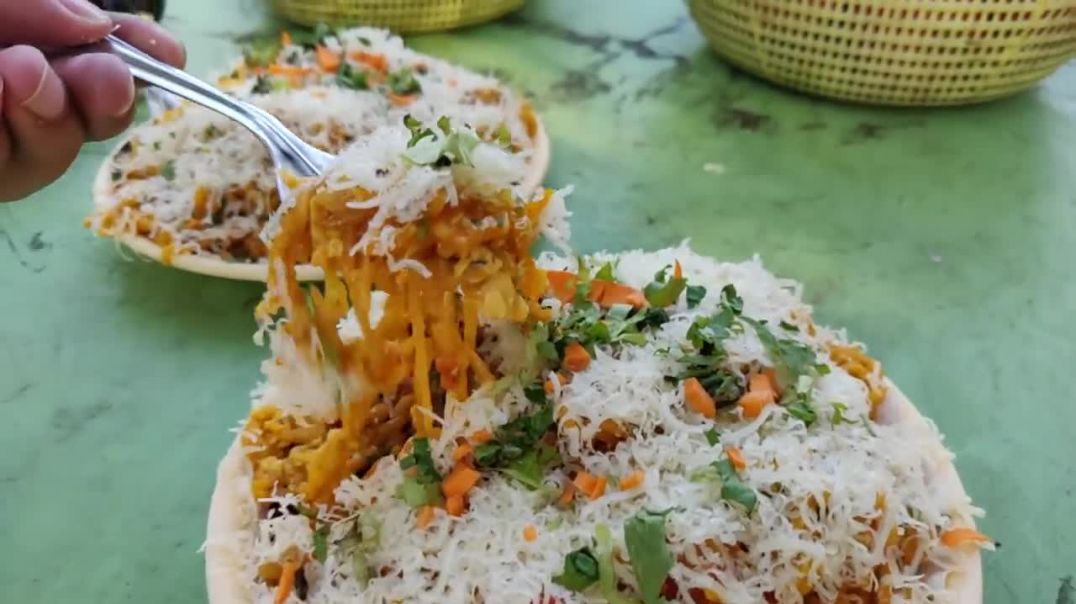 EGG TADKA MAGGI _ Anda Wali Cheese Maggi _ Indian Street Food