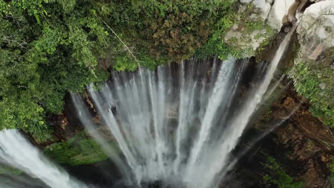 ⁣Asia Raw Beauty - 8K HDR UltraHD (120 FPS)